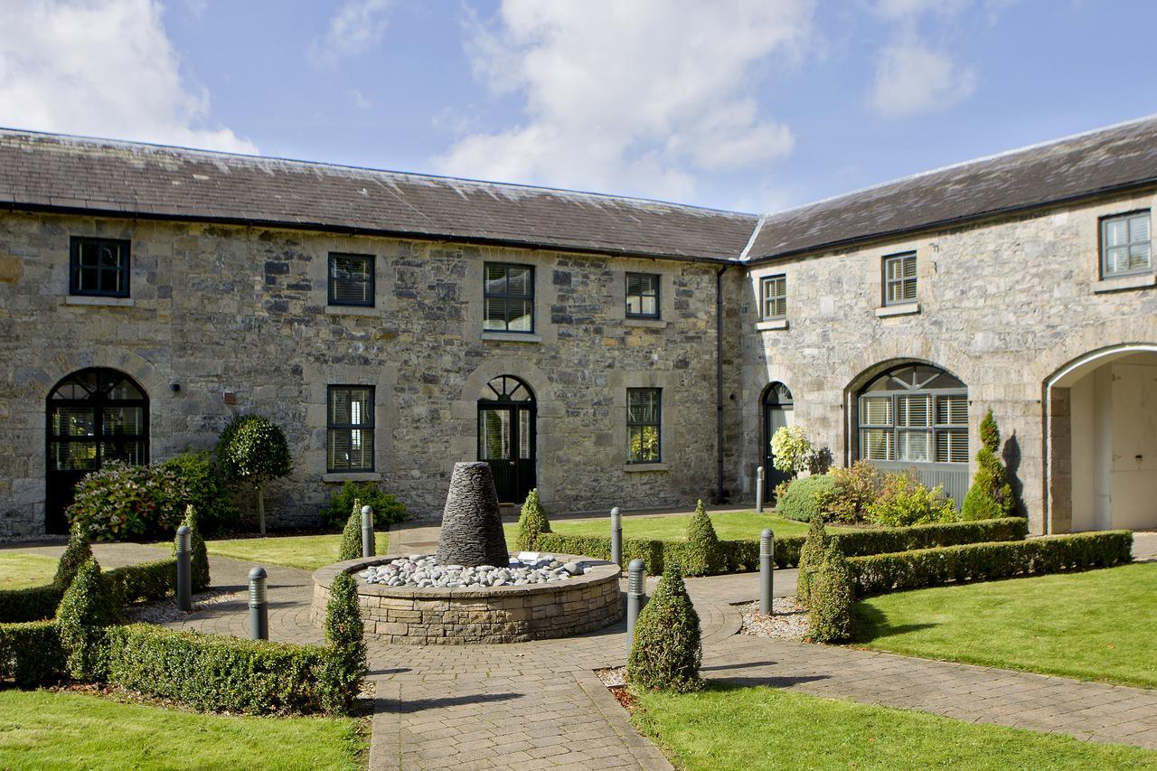 Moyvalley Hotel Self Catering Cottages Eksteriør billede